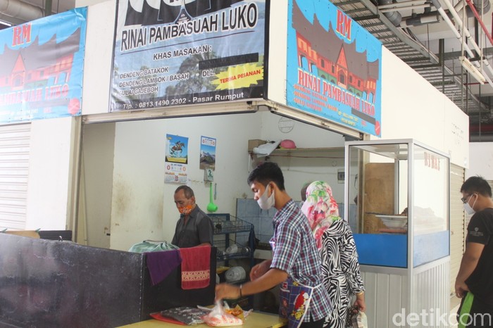 RM Rinai Pambasuah Luko: Puas Santap Dendeng Batokok Bakar yang Unik