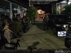 Satgas Madago Raya Baku Tembak Vs MIT di Poso, 1 Anggota Polri Gugur