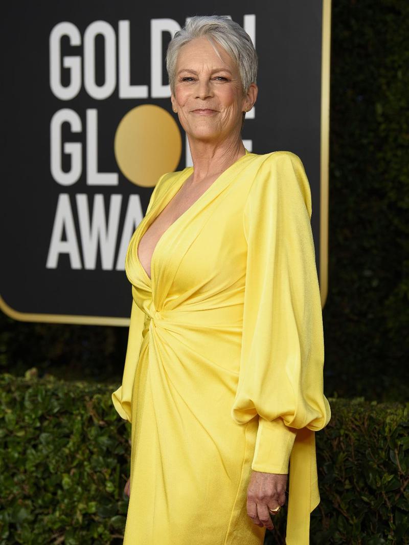 Jamie Lee Curtis Sebut Tren Operasi Plastik Bentuk Genosida Terhadap Wanita