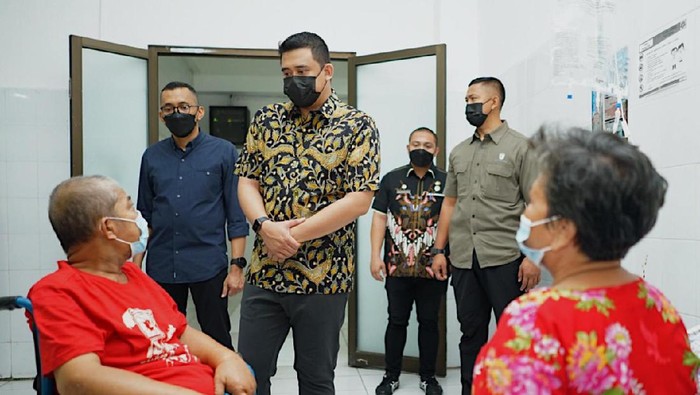 Bobby saat sidak ke RS Pirngadi Medan (dok. Istimewa)