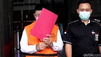 Dalam kasus ini KPK menetapkan Bupati Muara Enim Juarsah sebagai tersangka kasus suap proyek jalan di Dinas PUPR Kabupaten Muara Enim Tahun Anggaran 2019.