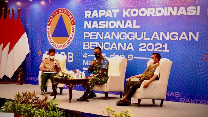 Danrem 162/Wira Bakti (WB), Brigjen TNI Ahmad Rizal Ramdhani memaparkan pengalaman penanganan pascagempa Lombok (dok. Istimewa).
