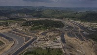 Rencananya, sirkuit MotoGP Mandalika akan diuji coba oleh pembalap pada Juli 2021 mendatang sebagai persiapan perhelatan MotoGP 2021 di akhir tahun.