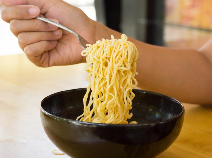 a bowl of noodles