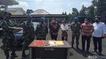 Ini Wanita yang Pamer Pelat Dinas TNI Palsu