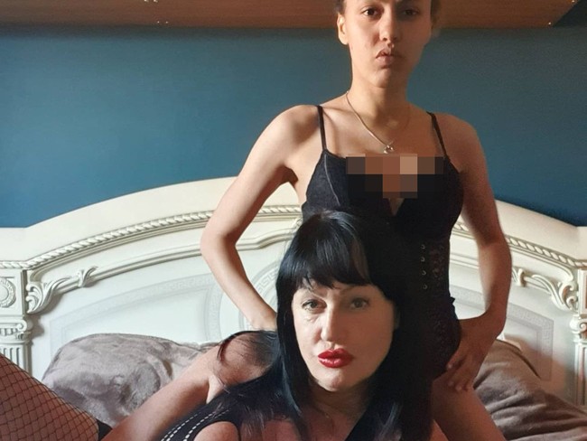 Wanita bernama Jessie Jo Richardson itu kini menjual konten di OnlyFans bersama putrinya Achante yang berusia 21 tahun itu. Foto: Instagram/@jessie_jo_model