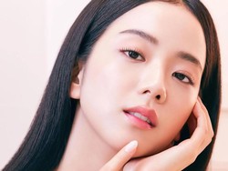9 Foto Jisoo BLACKPINK, Idol KPop Tercantik Menurut Dokter Bedah Plastik