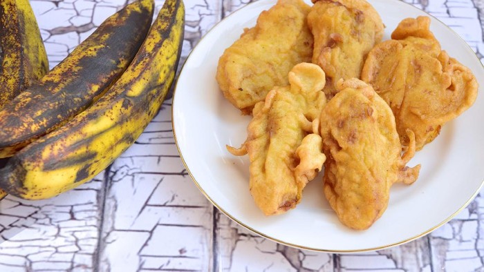 Kriuk Renyah! 5 Pisang Goreng Tanduk yang Enak ada di Sini