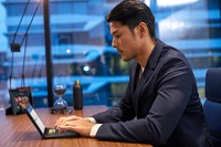 Lenovo Thinkpad X1 Fold adalah laptop layar lipat yang resmi hadir di Indonesia. Harga perangkat ini Rp 59 juta.