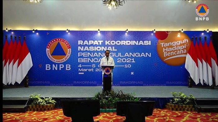 Menhub Budi Karya di Rakornas Penanganan Bencana Tahun 2021 (Foto: Tangkapan layar YouTube BNPB)