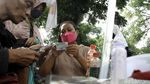 Meraup Rezeki Lewat Jasa Reparasi KTP di Kala Pandemi