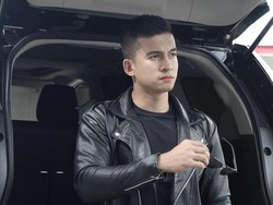 8 Pesona Polisi Ganteng Viral yang Bikin Kaum Hawa Klepek-klepek