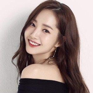 Agensi Ungkap Park Min Young Putus dari Bos Kripto Setelah Tuai Kritik Agensi Ungkap Park Min Young Putus dari Bos Kripto Setelah Tuai Kritik