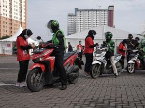 Dukung Pemerintah, Gojek dan Halodoc Sediakan Vaksinasi Drive-Thru