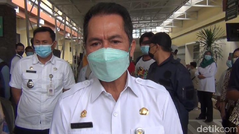 Plt Bupati Kudus HM Hartopo Plt Bupati Kudus HM Hartopo