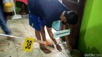 Di sisi lain, pihak kepolisian mengakui belum mampu mendapatkan barang bukti kayu gamelan tersebut. Sebab, barang bukti telah dibuang oleh tersangka dan belum ditemukan.