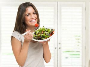 Cara Membuat Salad Sayur untuk Diet
