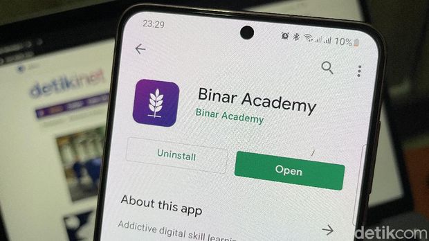Aplikasi Binar Academy