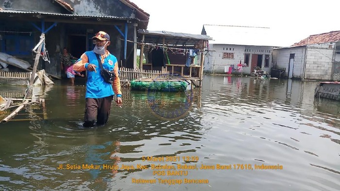 Istimewa/Foto diberikan oleh Koordinator Unit Reaksi Cepat BPBD Kabupaten Bekasi Budi Sutrisno