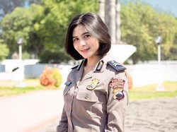 9 Pesona Briptu Sevin, Polwan Cantik Viral karena Ngaku Anak Petani