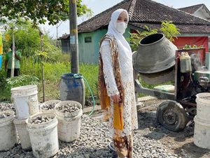 7 Gaya Chacha Frederica Bertugas Jadi Istri Bupati Kendal, Cantik Berkebaya