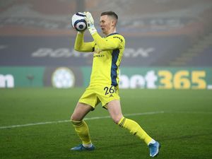 MU Kasih Lampu Hijau Pinjamkan Dean Henderson