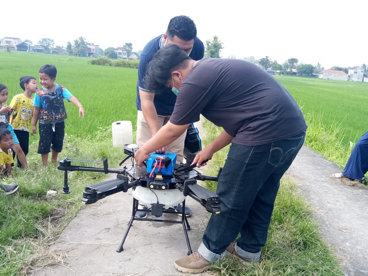 Drone sawah store padi harga