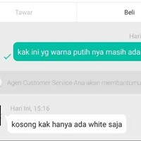 Mohon maaf tapi kan white sama putih sama saja. Harusnya penjual olshopnya cari tahu artinya dulu nih sebelum bikin pilihan di olshopnya pakai bahasa Ingris. Foto: Twitter/@txtdariolshop