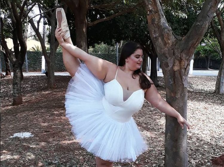 8 Potret Ballerina Plus-Size yang Berani Dobrak Stereotipe Penari Harus Kurus