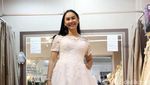 Vicky Prasetyo dan Kalina Fitting Baju untuk Nikah Pekan Depan