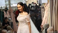 Sebelumnya sempat heboh pernikahan mereka batal karena terganjar restu dari pihak Kalina. Pool/Noel/detikFoto