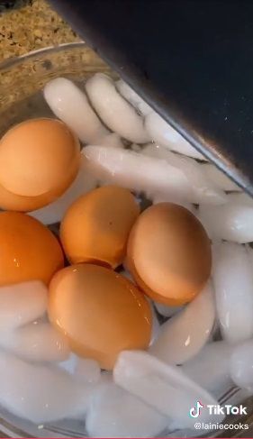 Pakai Air Fryer, Telur Rebus Ini Berhasil Dimasak Tanpa Air
