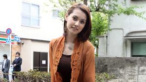 Lihat Lagi Potret Miyabi Berkebaya