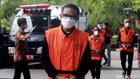 Nurdin diciduk KPK pada dini hari sekitar pukul 02.00 WITA. Nurdin diduga menerima uang Rp 5 miliar. Ari Saputra/detikcom  