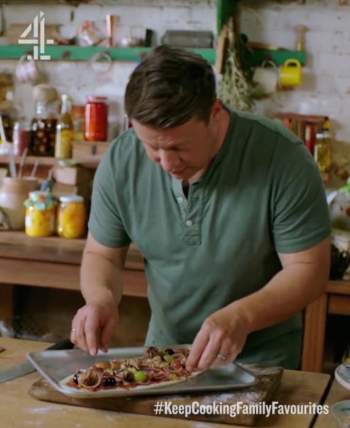 Pakai Buah Anggur Sebagai Topping Pizza, Jamie Oliver Dikecam Keras