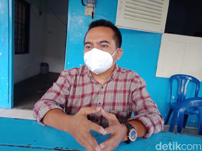 Ketua DPC Partai Demokrat Jombang Syarif Hidayatulloh menyatakan kesetiannya terhadap Ketum Agus Harimurti Yudhoyono (AHY). Dia mengancam akan memidanakan kader yang nekat mencatut namanya di Kongres Luar Biasa (KLB) Deli Serdang.
