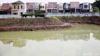 Waduk ini memiliki kedalaman 5 meter dan diperkirakan mampu menampung volume air sebanyak 25.000 meter kubik. Waduk ini memiliki kedalaman 5 meter dan diperkirakan mampu menampung volume air sebanyak 25.000 meter kubik.