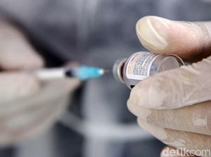Kedatangan Lebih 400 Ribu Dosis Vaksin di Manila