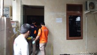 Informasi yang dihimpun di lokasi kejadian, Ari Pratama tercatat melakukan chek in di Wisma di Panakkukang, sekitar pukul 03.41 Wita, dini hari tadi.