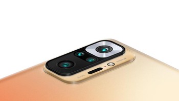 Selain itu terdapat kamera 8 MP ultra-wide sensor, 2 MP depth, 5 MP telemacro. Foto: Xiaomi