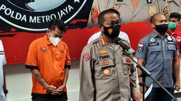 Robby Abbas ditangkap atas dugaan penyalahgunaan narkotika.