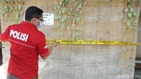 Ari Pratama dan AA menginap di kamar 214 di Lantai 2 Wisma.