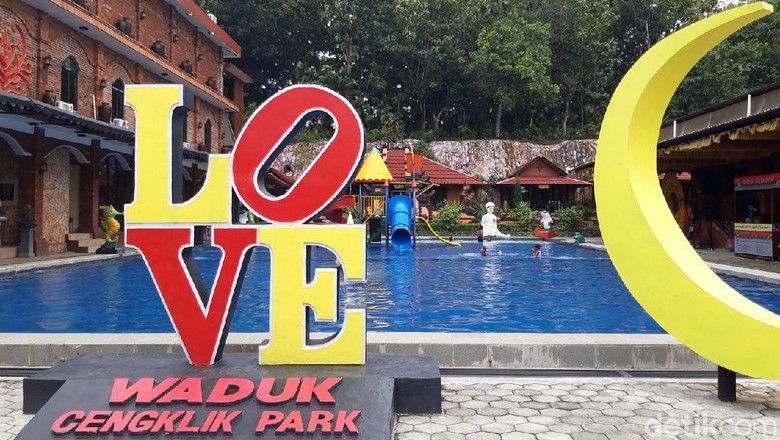 Tiket Masuk Waduk Cengklik Park - Harga Tiket Masuk Saloka Theme Park Semarang 2021 Kini Ada Tiket Non Terusan Cuma Rp 30 Ribu Tribun Travel