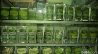 Meskipun kini produknya telah berkembang, Haida mengatakan hal ini tak lepas dari campur tangan para konsumennya, yang kerap memberikan masukan dan saran.  Dari bisnis kelornya, Haida dapat menghasilkan cuan hingga Rp 3 juta per harinya. detikcom bersama BRI mengadakan program Jelajah UMKM ke beberapa wilayah di Indonesia yang mengulas berbagai aspek kehidupan warga dan membaca potensi di daerah. Untuk mengetahui informasi lebih lengkap, ikuti terus beritanya di detik.com/tag/jelajahumkmbri.