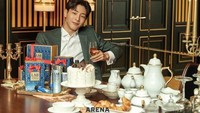 Ji Soo juga tampak pernah berpose untuk sebuah majalah. Temanya saat itu adalah fine dining mewah. Foto: Instagram @actor_jisoo
