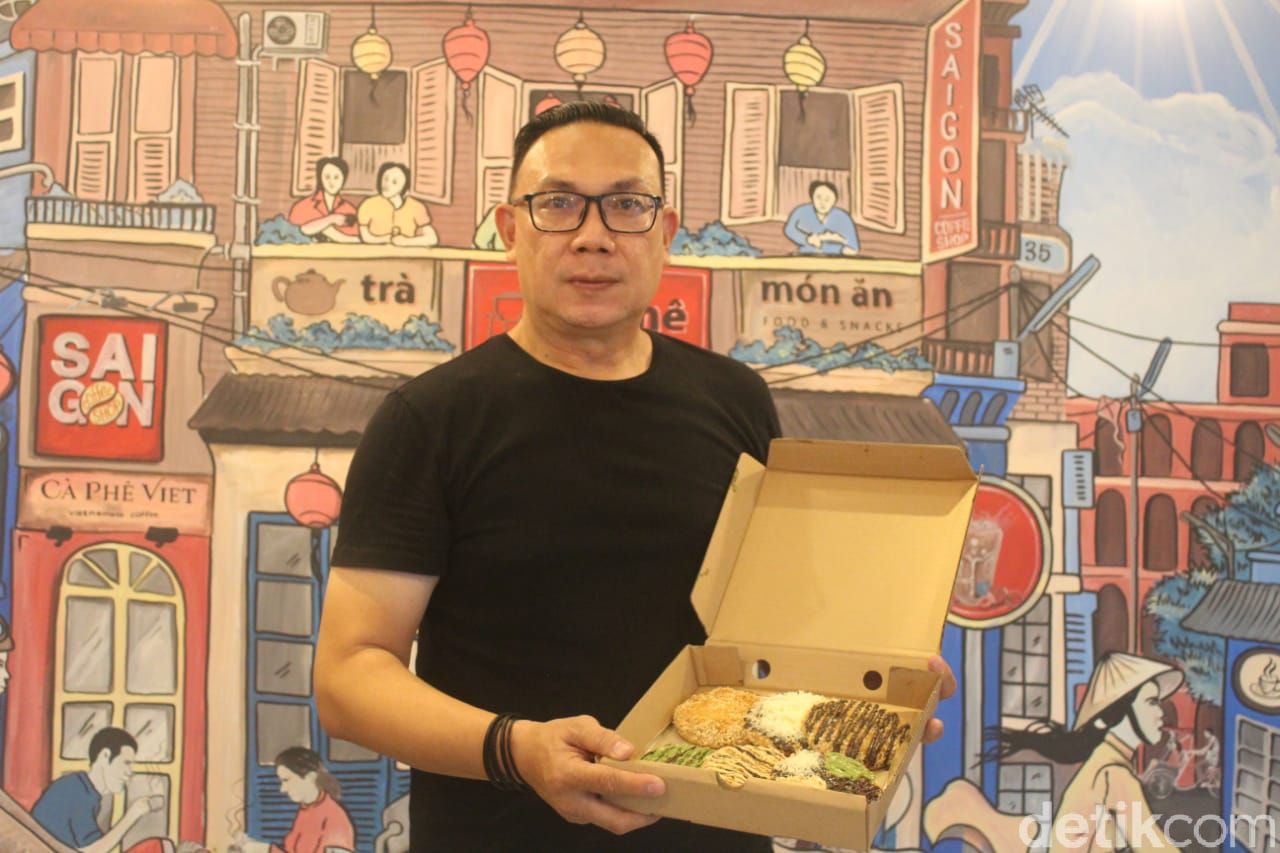 Baru! Ini Pisang Goreng Bentuk Pizza yang Lagi Ngehits