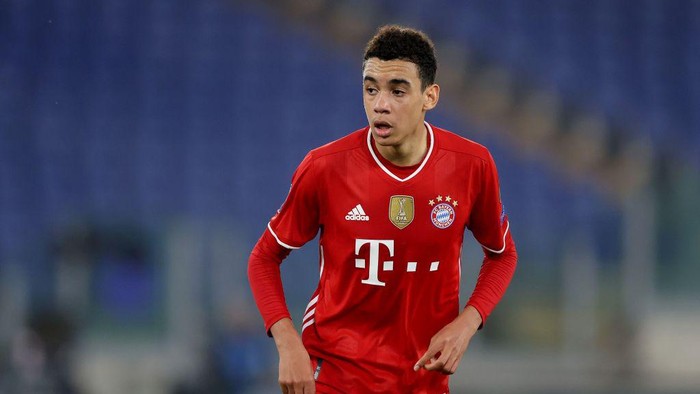 ROME, ITALY - FEBRUARY 23: Jamal Musiala of FC Bayern München looks on goal during the UEFA Champions League Round of 16 match between Lazio Roma and Bayern München at Olimpico Stadium on February 23, 2021 in Rome, Italy. (Photo by Alexander Hassenstein/Getty Images)