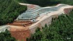 Diapit Bukit, Intip Megahnya Bendungan di Pulau Buru