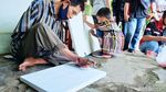 Menjaga Kreativitas, Warga Difabel di Klaten Belajar Melukis