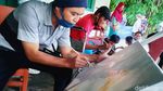 Menjaga Kreativitas, Warga Difabel di Klaten Belajar Melukis